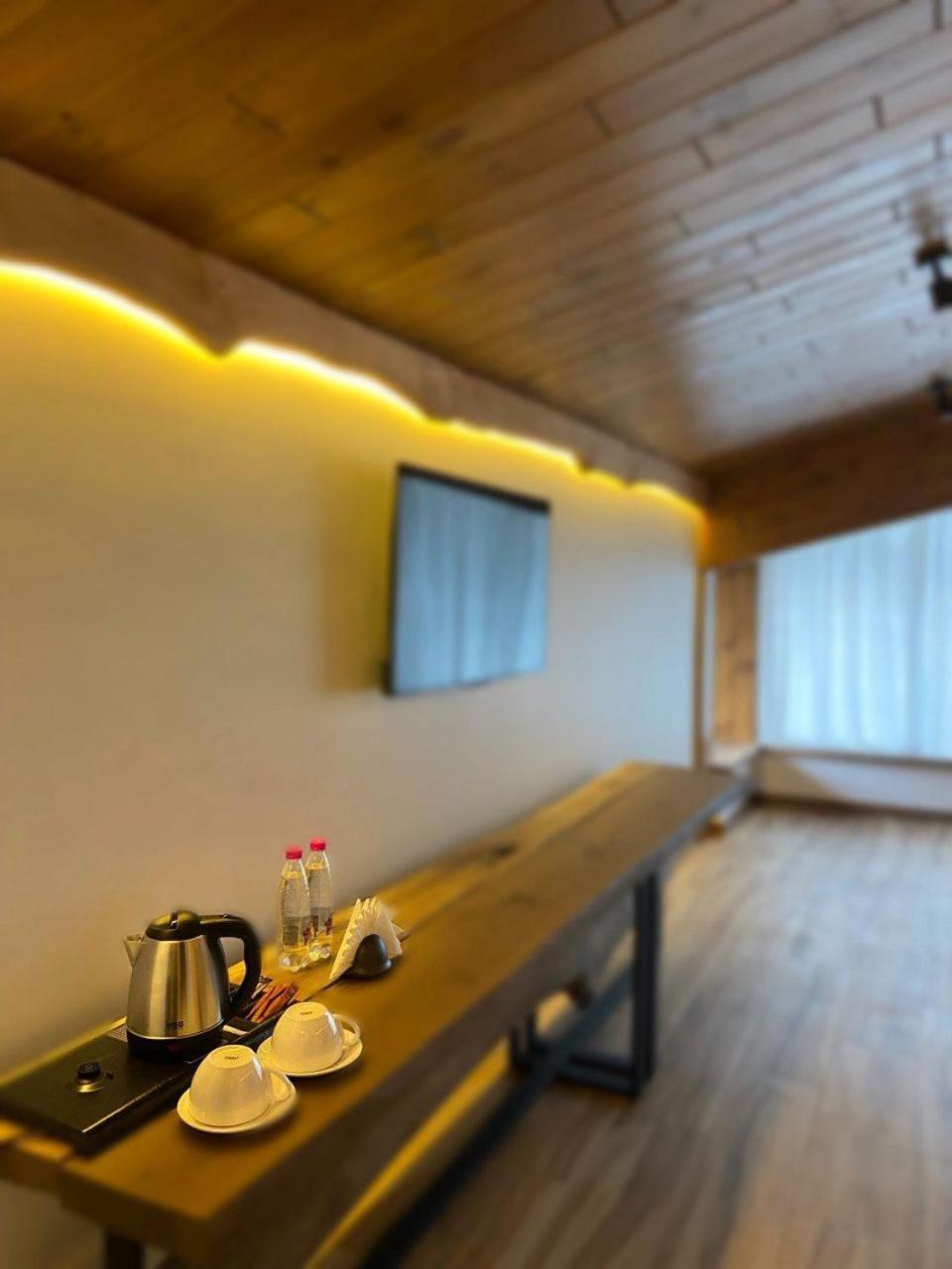 Velyki Kosharishcha Фільварок Кмитів酒店 外观 照片